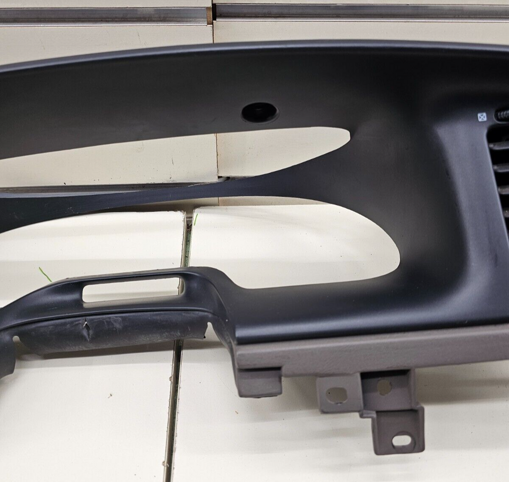 98-02 Lincoln Continental Dash Instrument Speedometer Cluster Bezel Gauge Black