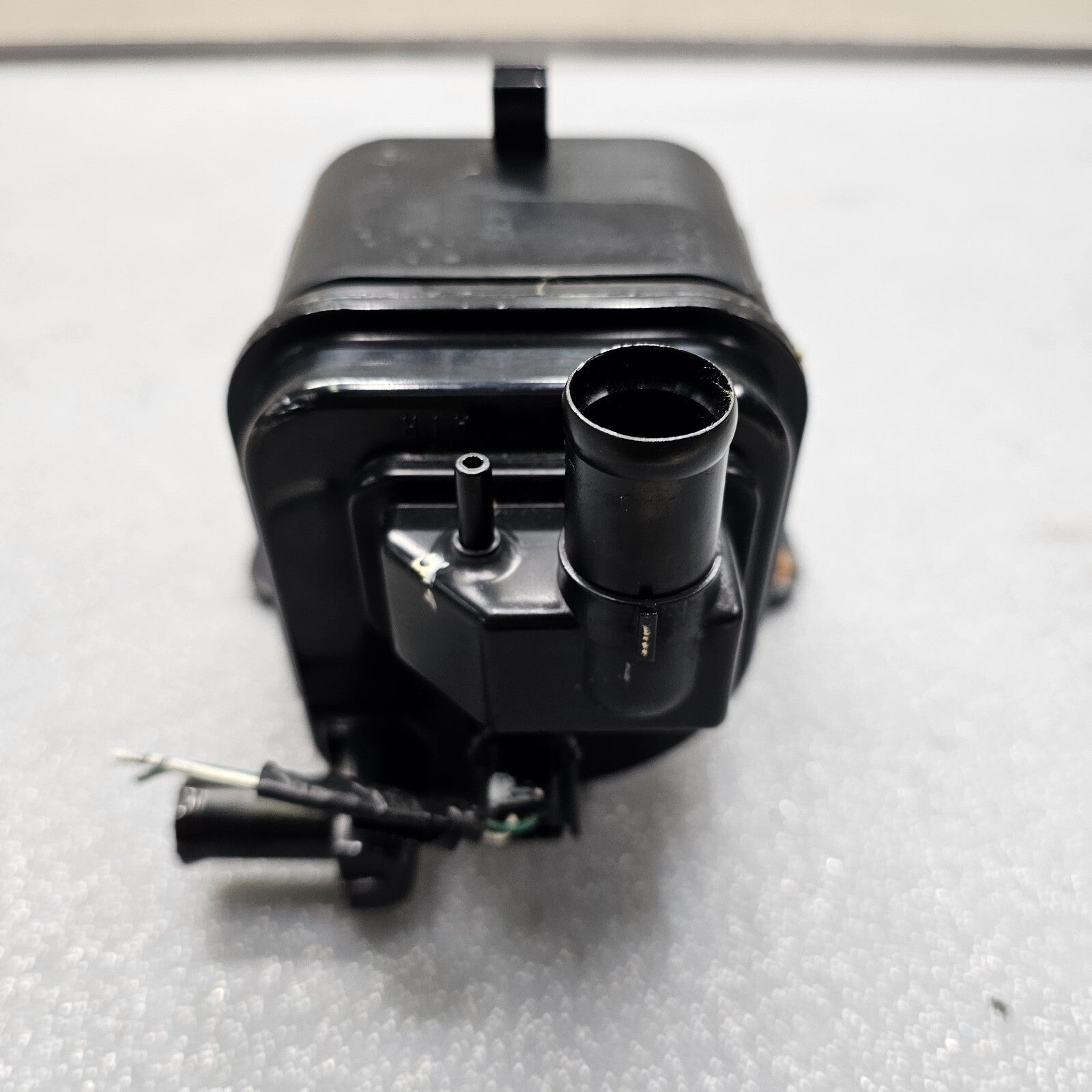 🔥2003 - 2004 Acura MDX  canister dust filter  OEM D19