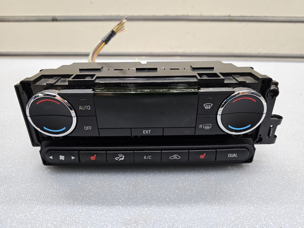 07-10 Ford Edge Dash Center A/C Heater Control Temperature Climate Control Unit