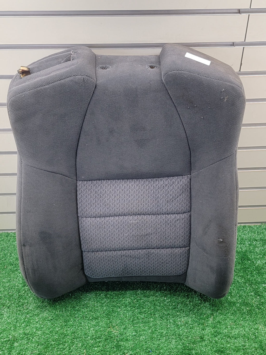 03-05 Ford F250 Super Duty Extended upper seat cushion front right cloth grey