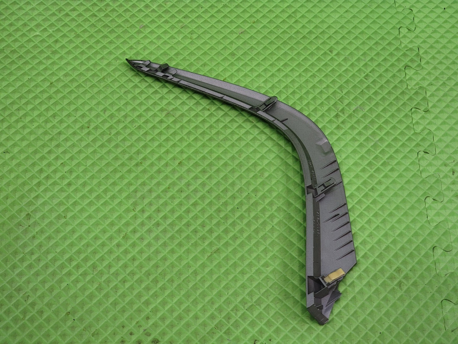 🔥2009-2013 Toyota Corolla Shifter Bezel Trim Molding LEFT side OEM silver