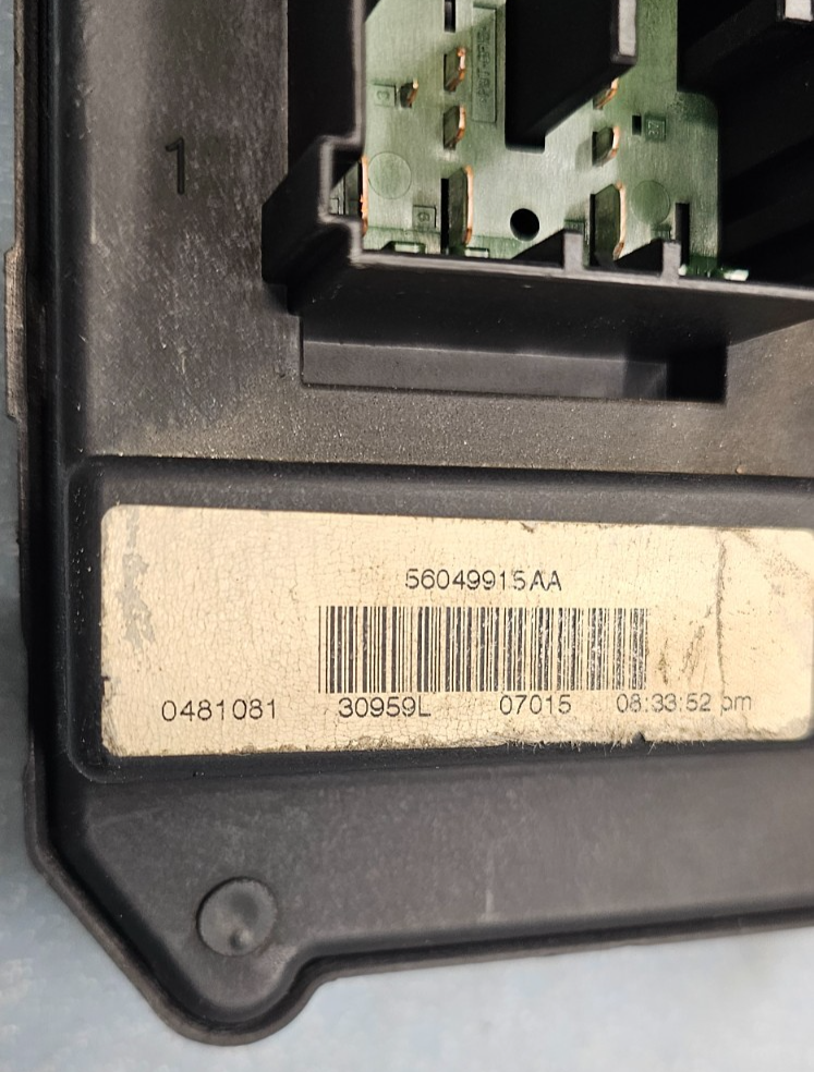 🔥2007 Commander Grand Cherokee Relay Fuse Box Body Control Module Junction Unit