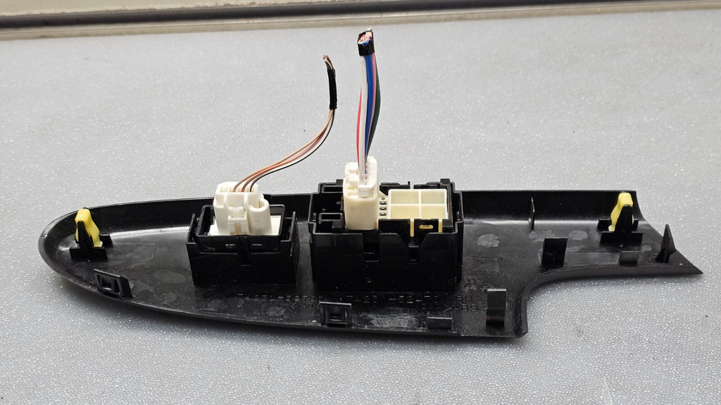 🔥08-14 Scion xD Front Right Passenger Power Door Window Control Switch Silver