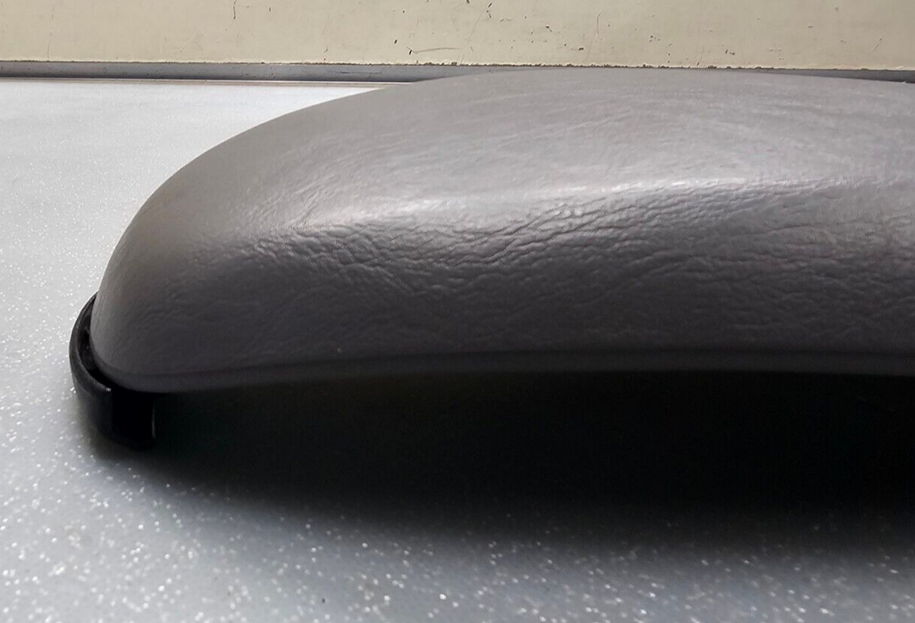 🔥00-07 FOCUS CENTER CONSOLE LID ARMREST LID COVER LEATHER STORAGE ASSEMBLY GRAY