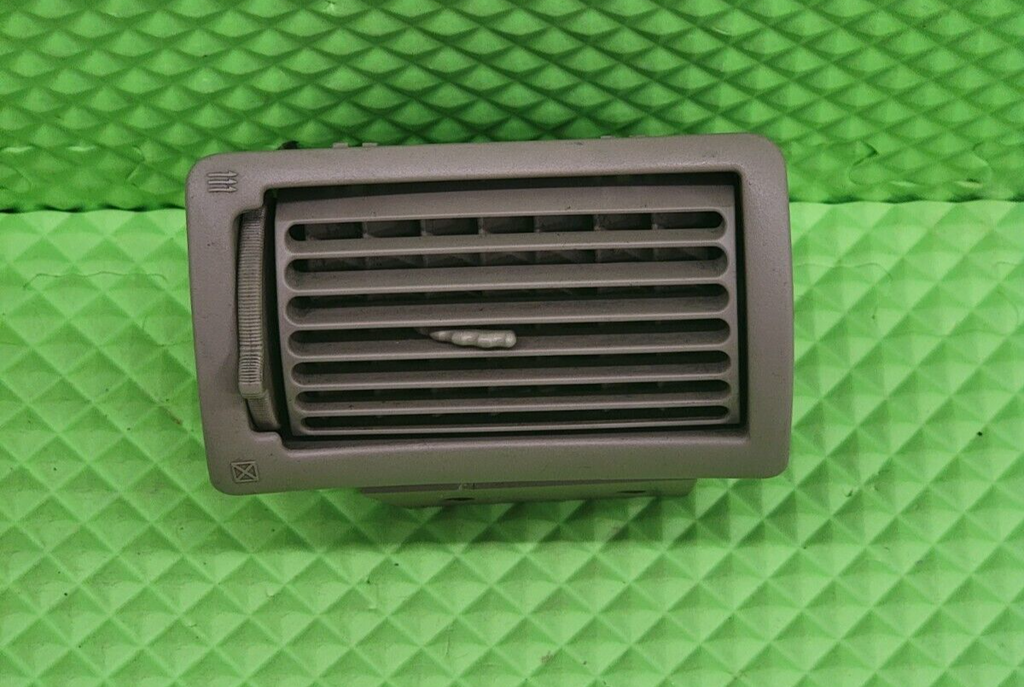 🔥2003-2004 Ford Mustang Cobra Interior AC Vent OEM LEFT DRIVER GRAY VT63
