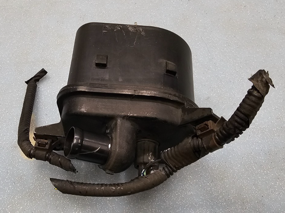 🔥2003-2011 Honda Element Vapor Canister Vent Solenoid Assembly