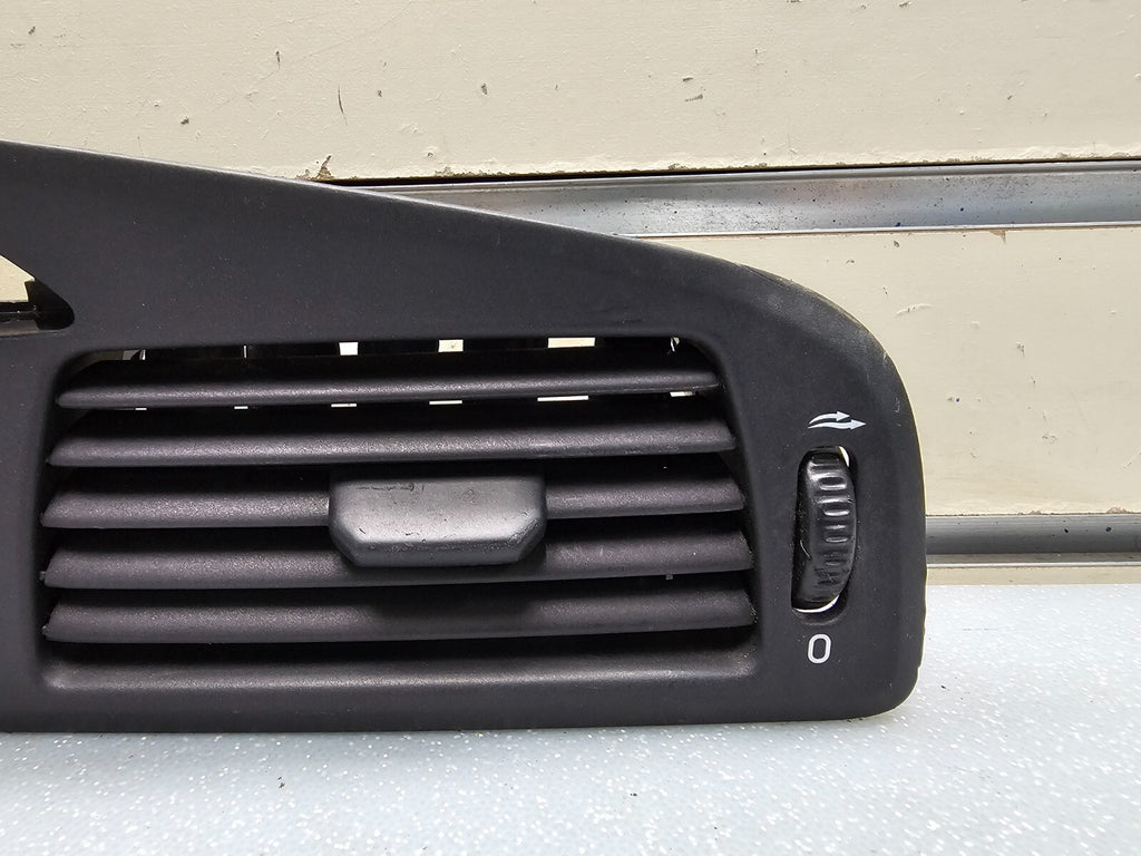 🔥04-09 Volvo S60 Dash Center AC Vent Grill Air Duct Trim Hazard Switch Cover