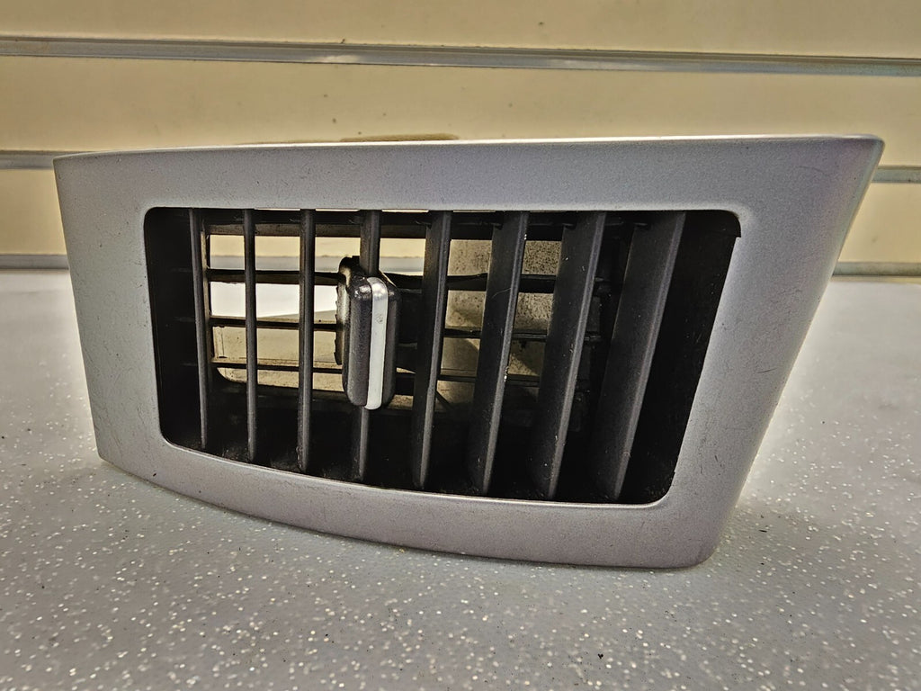 🔥07-10 Outlander Center Dash Left Drivers AC Air Vent Heater Grille Silver