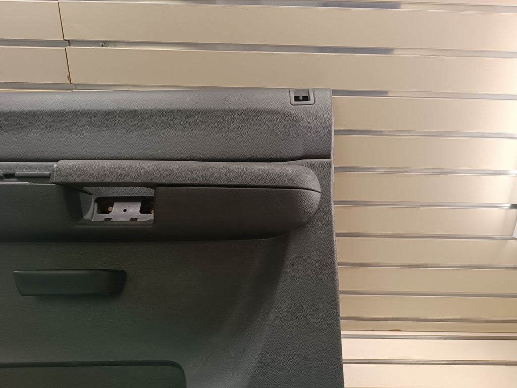 🔥07-09 Chevy Silverado Avalanche GMC Sierra Front Passenger Door Panel GRAY D19