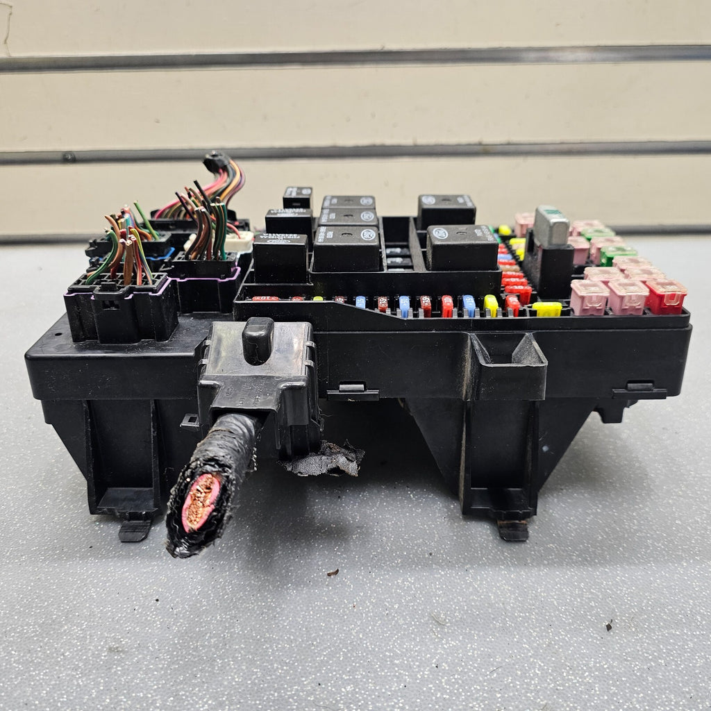 🔥2003-2006 FORD EXPEDITION LINCOLN NAVIGATOR FUSE BOX RELAY PANEL