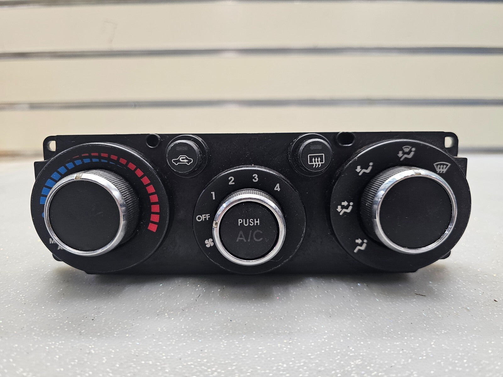 🔥06-11 Mitsubishi Endeavor Dash A/C Heater Climate Temperature Control Unit OEM