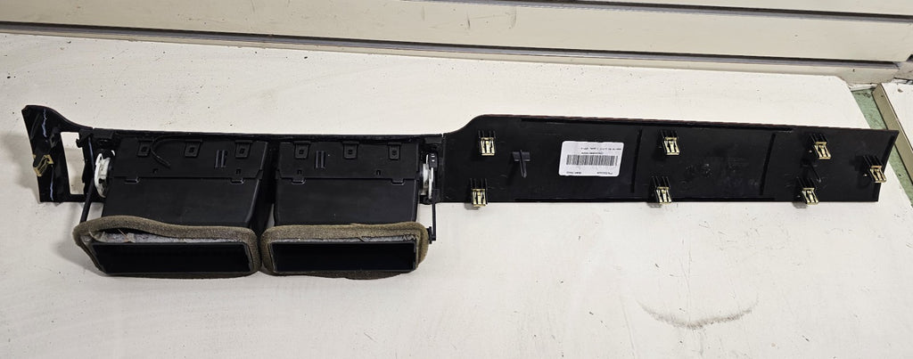 🔥07-13 Suburban TAHOE YUKON Dash Radio Bezel Trim RIGHT Panel w/ Vent WOOD B36