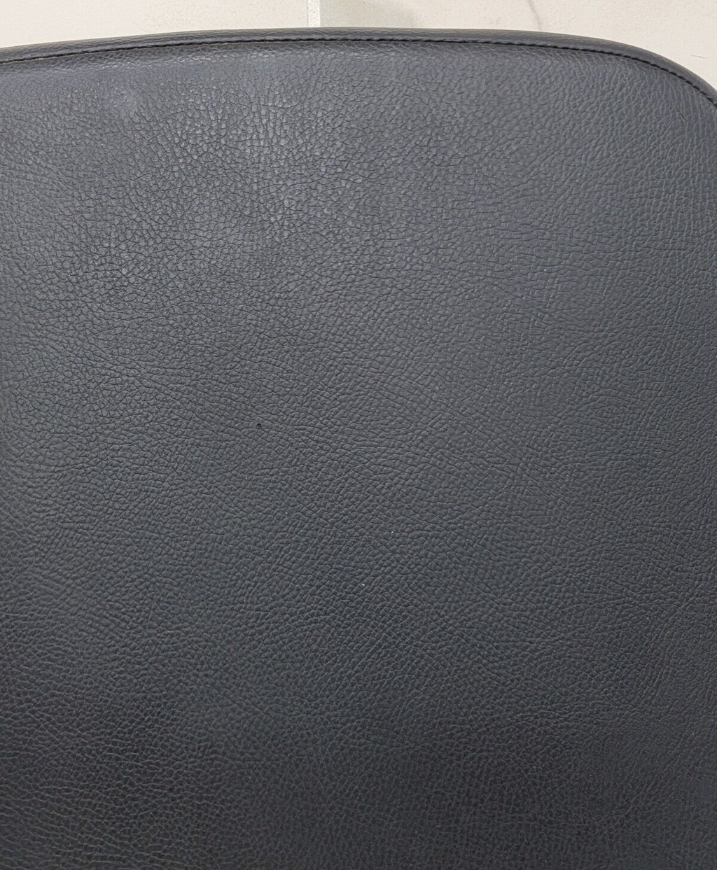 02-08 Dodge RAM Center Console Jump Seat ARMREST Cover Lid Leather Dark Gray JS7