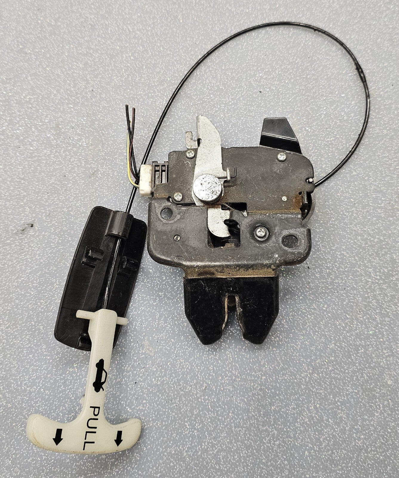 🔥08-14 Subaru Impreza WRX STI Trunk Latch Lid Release Lock Mechanism Sedan OEM
