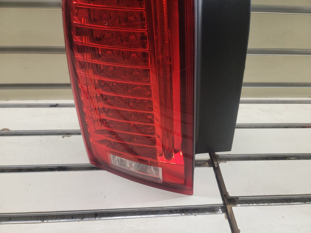 🔥2008-2013 Cadillac CTS Sedan Taillight Lamp Assembly Driver Side Left