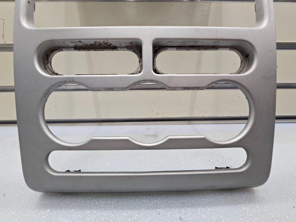 🔥2007 - 2010 Ford Edge Center Dash Bezel Radio Storage Climate Control SILVER