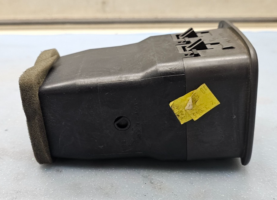 🔥99-06 Silverado Tahoe Dash Right Passenger Air Vent A/C AC HVAC Heater Black
