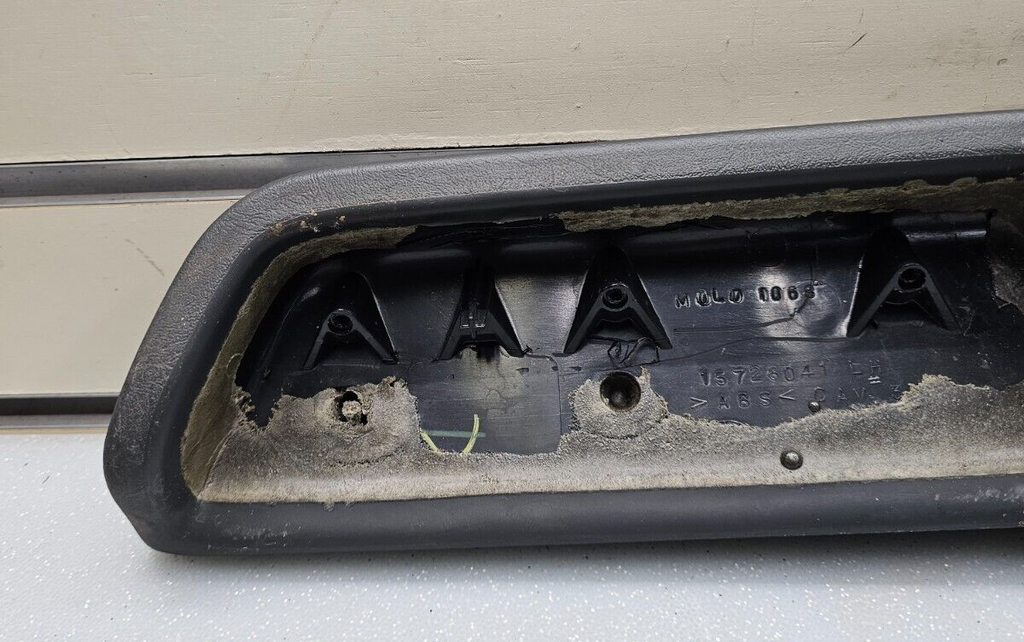 98-04 BLAZER S10 JIMMY SONOMA Door Panel Arm Rest Pull Handle Driver Graphite H5