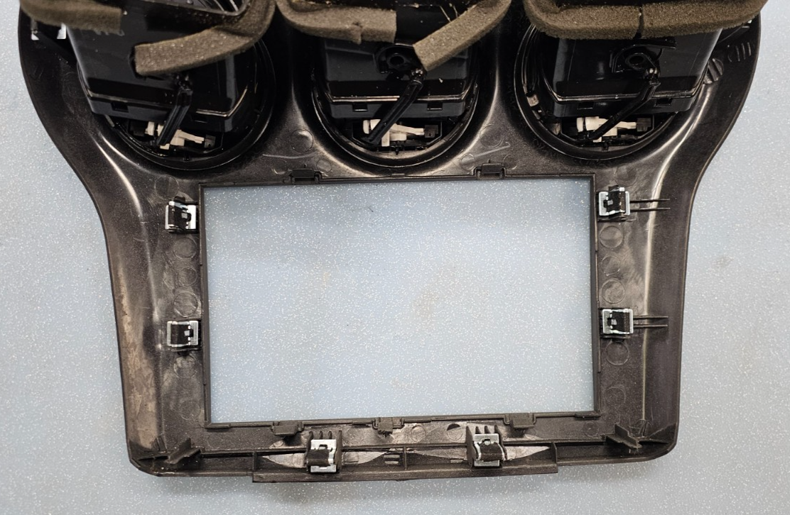 🔥08-10 Saturn Vue Center Dash Radio Stereo Display Bezel Trim Panel DK Gray B31