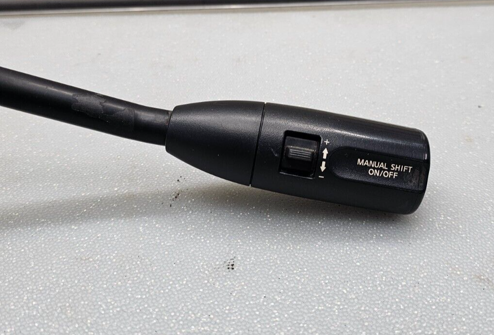 04-15NissanTitan Steering Column Automatic Shifter Assembly Transmission Control