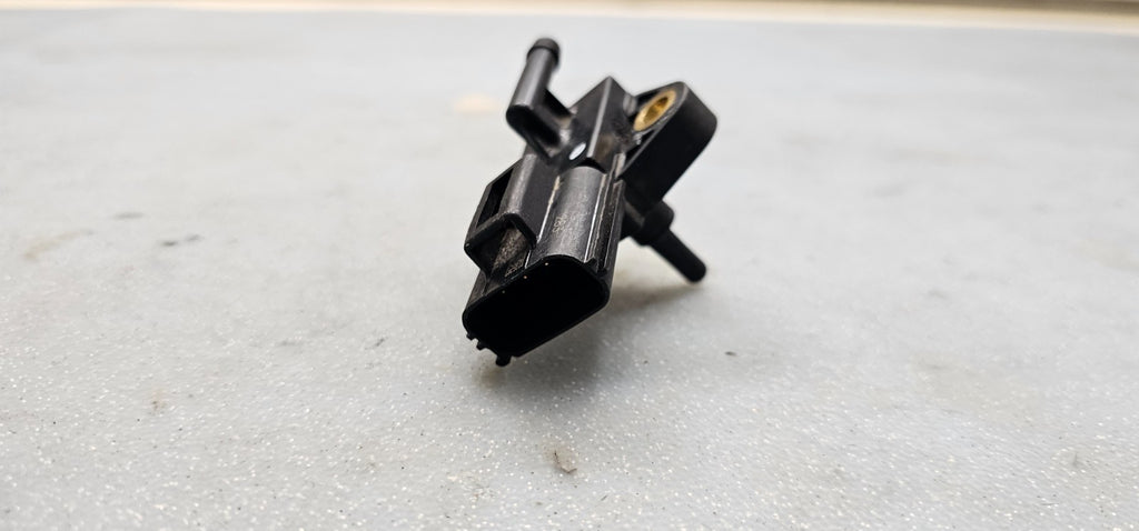 🔥04-14 Crown Victoria Mustang Explorer Fuel Injection Injector Pressure Sensor 