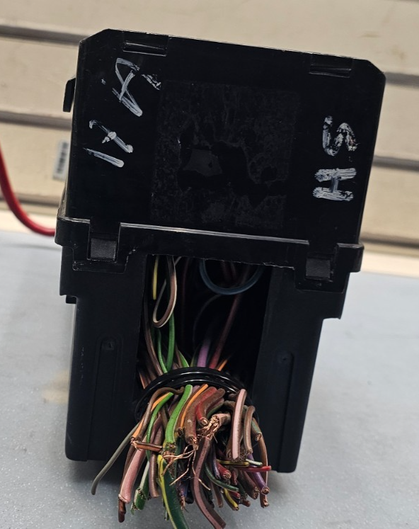 🔥07-09 LAND RANGE ROVER SPORT 5.0L ENGINE WIRING FUSE BOX JUNCTION TIPM BLOCK