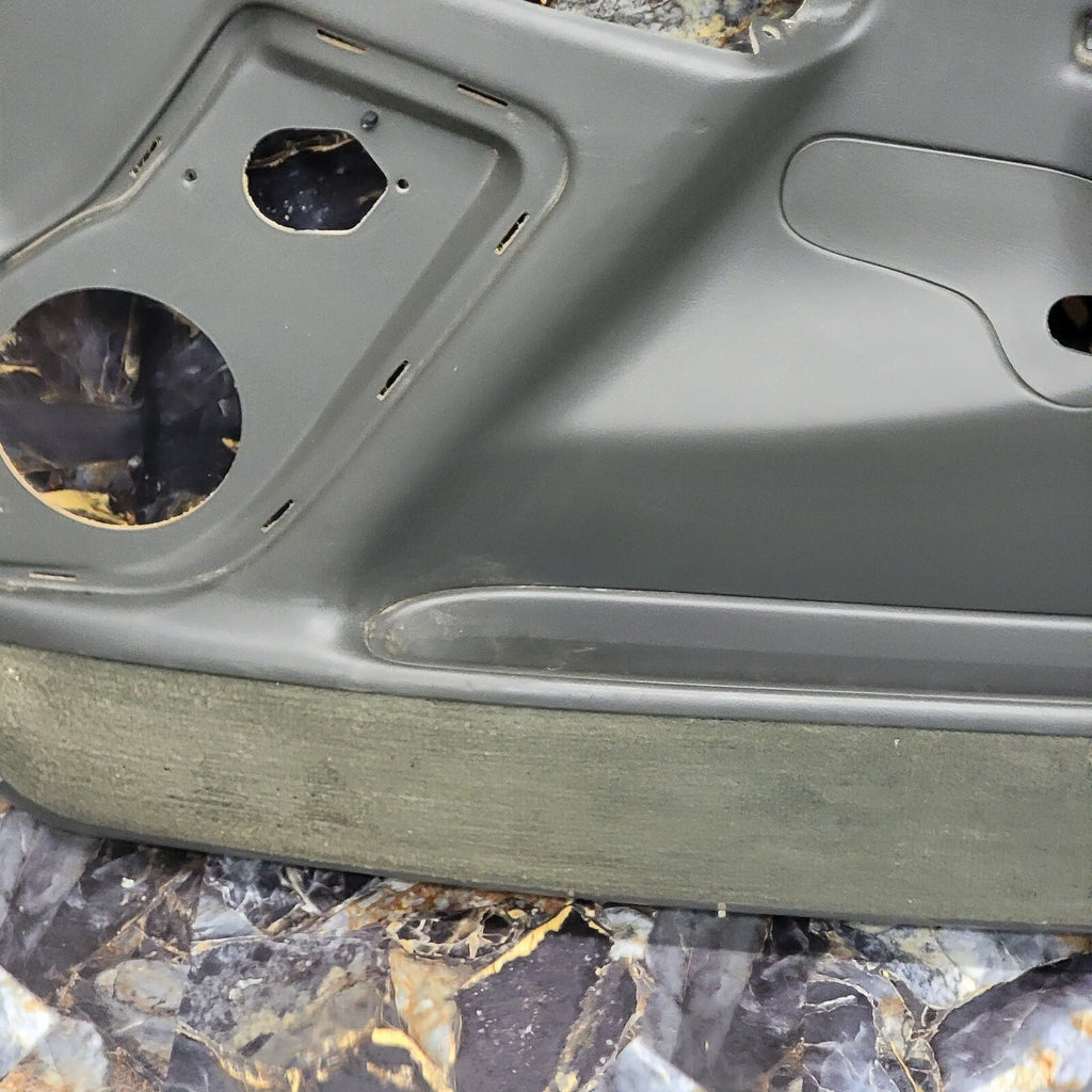 🔥03-06 Chevy Silverado SIERRA Door Panel Front RIGHT /No Arm GRAY speaker D5