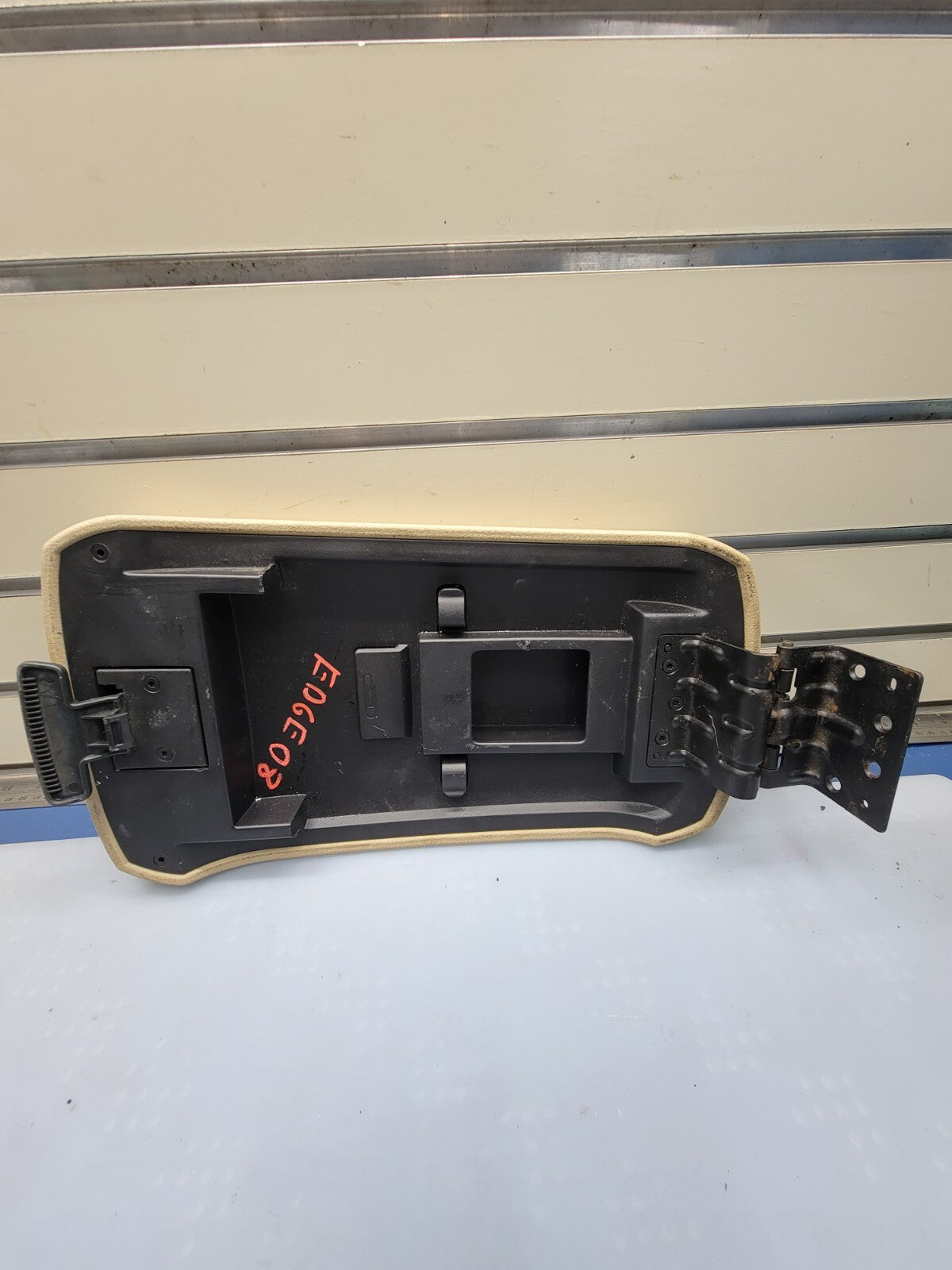 🔥2007-2010 Ford Edge Center Console Lid Leather Arm rest Assembly OEM Tan