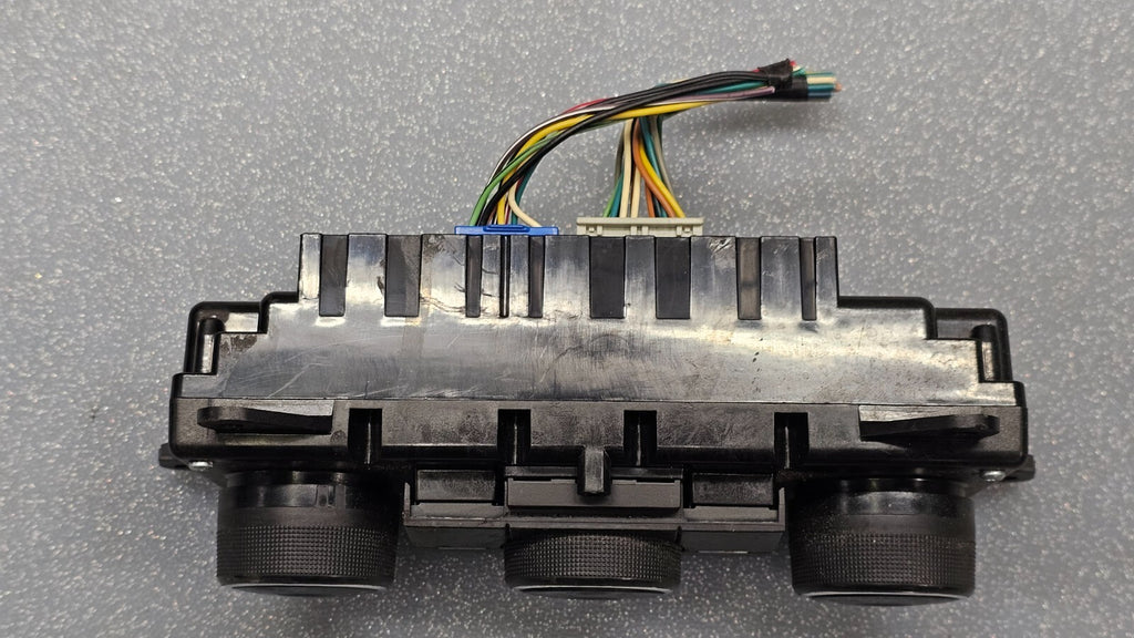 🔥07-09 CHEVY EQUINOX DASH CENTER AC HEATER CLIMATE TEMPERATURE CONTROL UNIT OEM