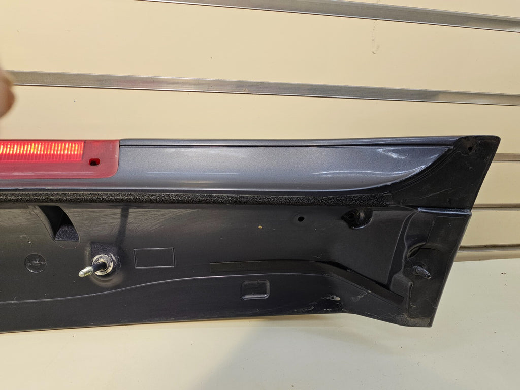 05-11 Hyundai Accent Hatchback Rear Trunk Spoiler 3rd Brake Light Molding Black