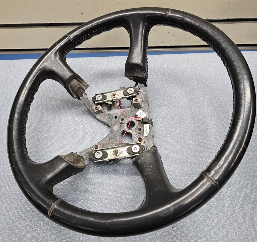 99-02 Chevy Silverado Tahoe Suburban Blazer SONOMA Steering Wheel Leather black