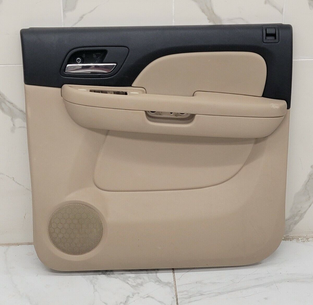 🔥07-13 CHEVY SILVERADO REAR INTERIOR DOOR TRIM PANEL Tan brown back right D21