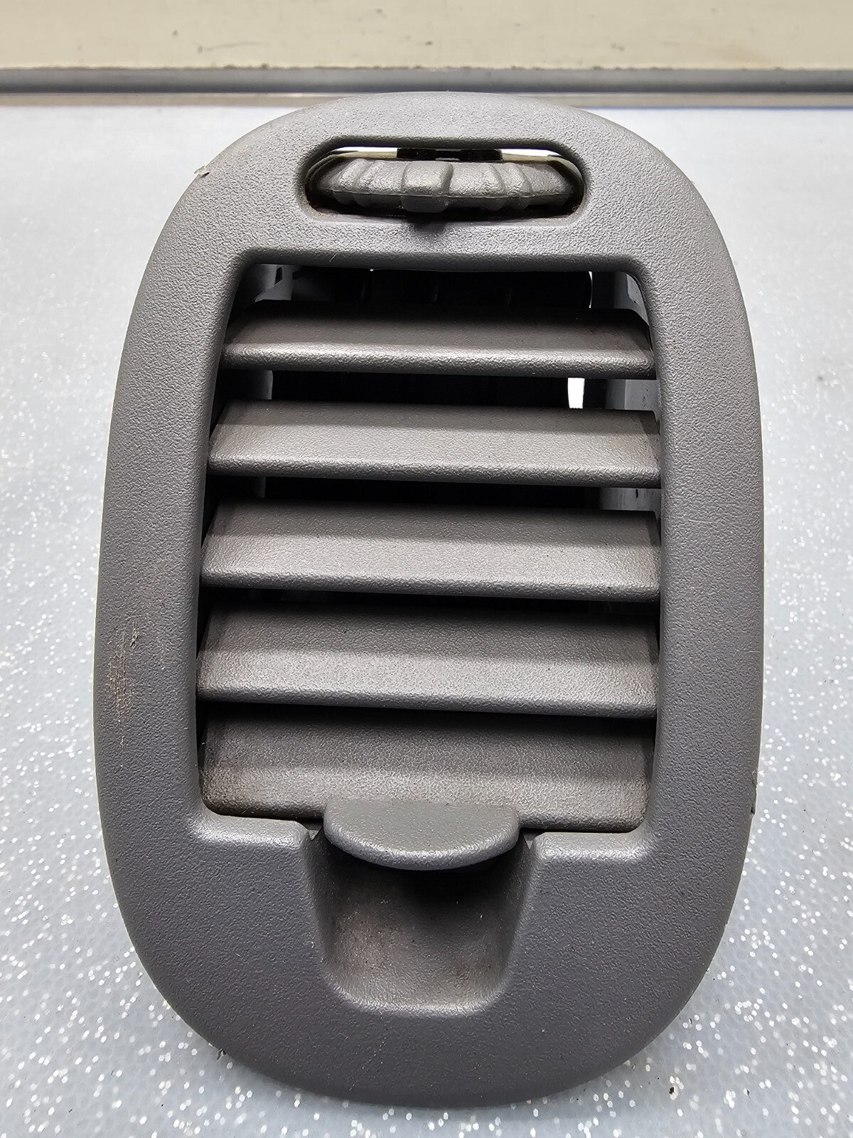 🔥04-07 Malibu Dash A/C Conditioner Heater Filter Air Vent Right/left Gray OEM