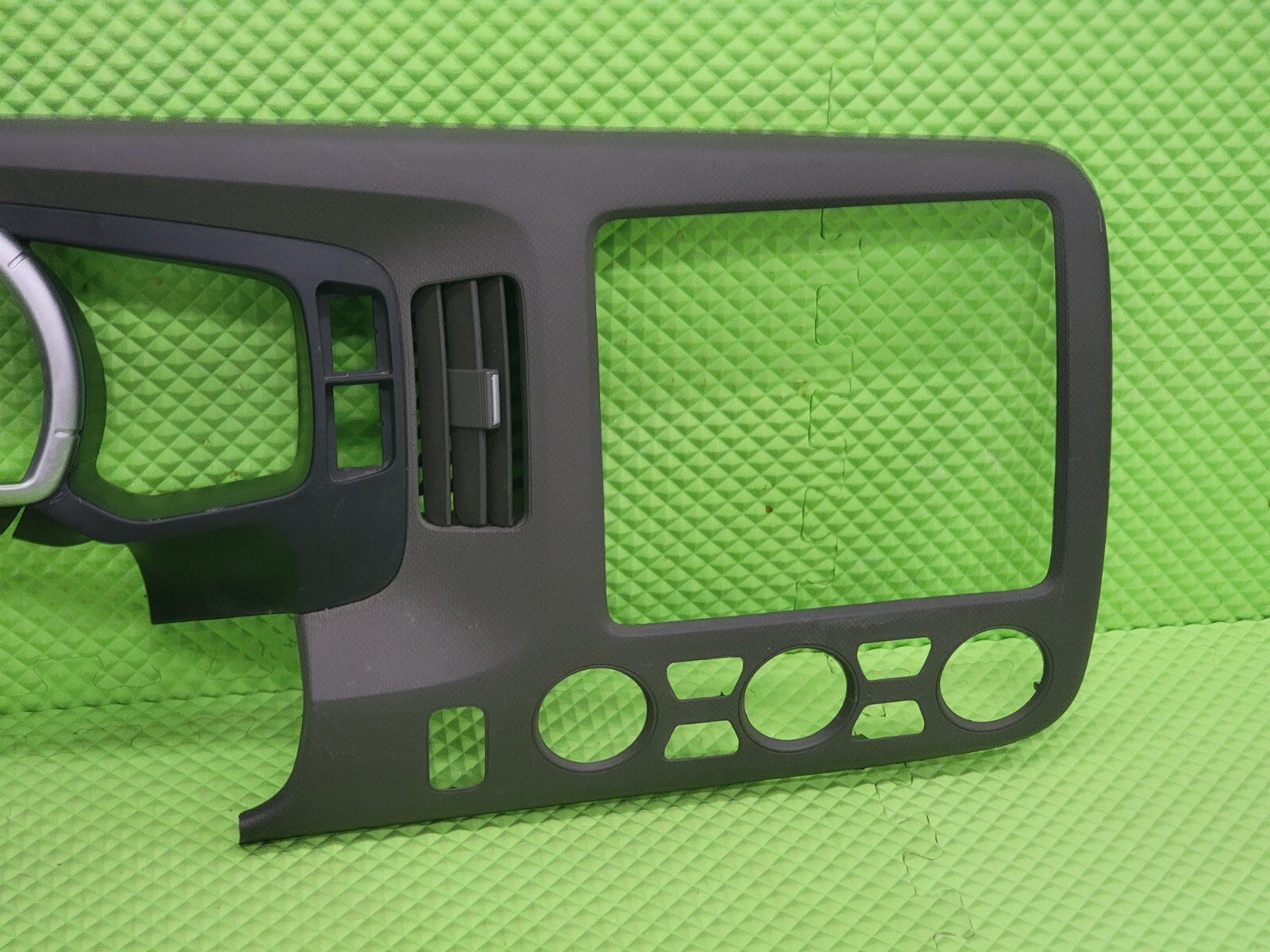 🔥2006-2014 Honda Ridgeline Speedometer Radio Dash Surround Bezel OEM GRAY B77