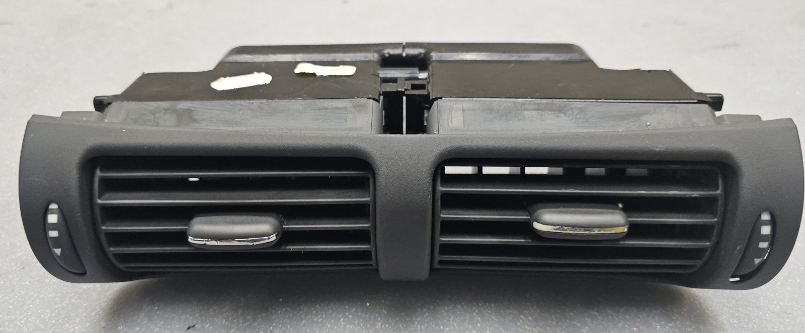 🔥01-07 MERCEDES W203 C230 C240 C320 CENTER DASH AC VENT BLACK OEM