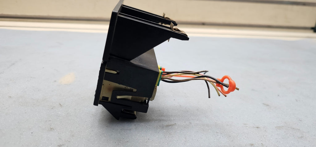 🔥99-06 Suburban Tahoe Yukon Avalanche Escalade Door Lock Switch