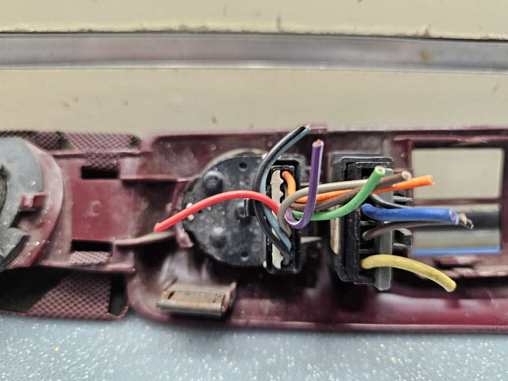 🔥95-99 Chevy C/K TAHOE YUKON Left Driver Master Power Window Switch Red OEM WS2