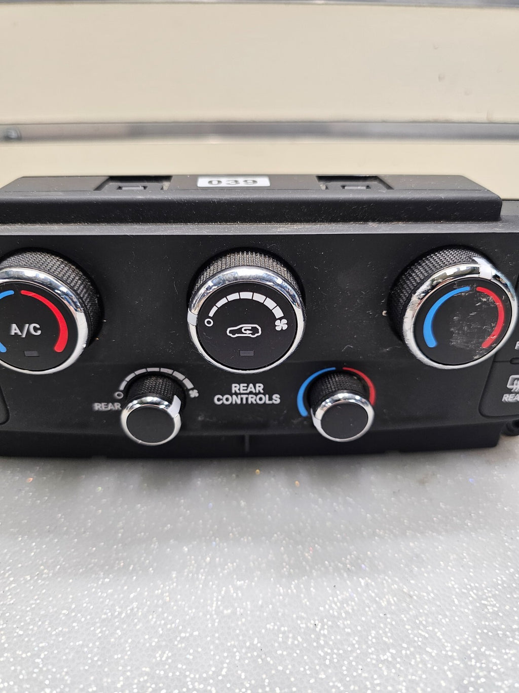 11-20 Dodge Grand Caravan Dash Front A/C Heater Temperature Climate Control UNIT