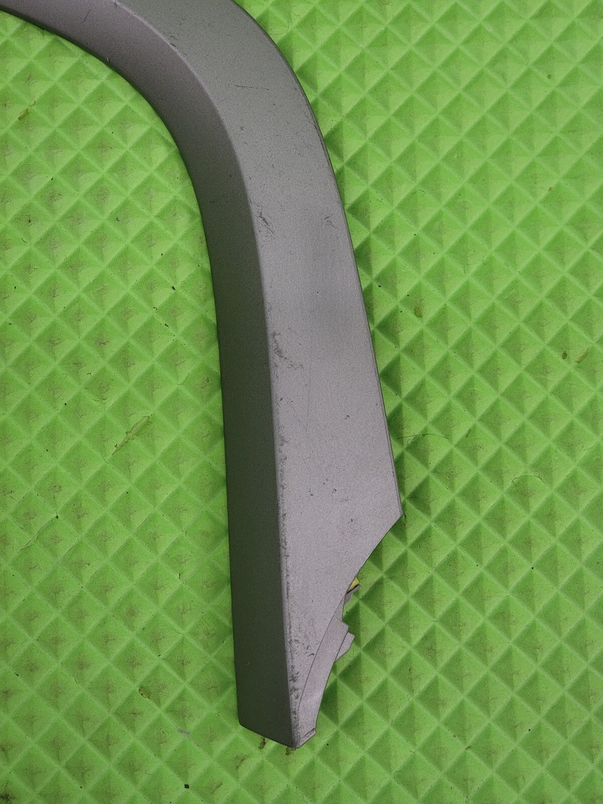 🔥2009-2013 Toyota Corolla Shifter Bezel Trim Molding Right side OEM silver