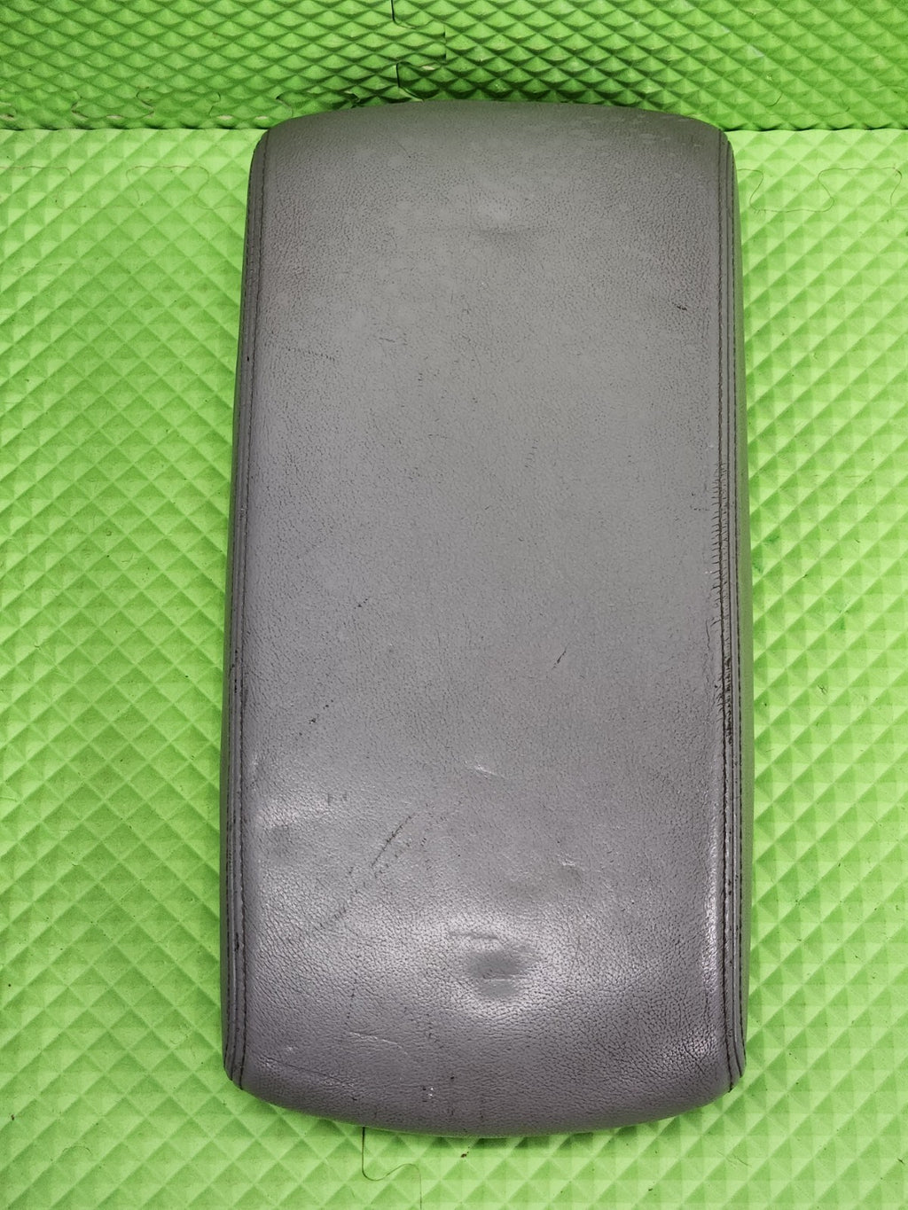 🔥2007-2011 TOYOTA CAMRY CENTER CONSOLE ARM REST LID COVER TOP PAD BOX TAN