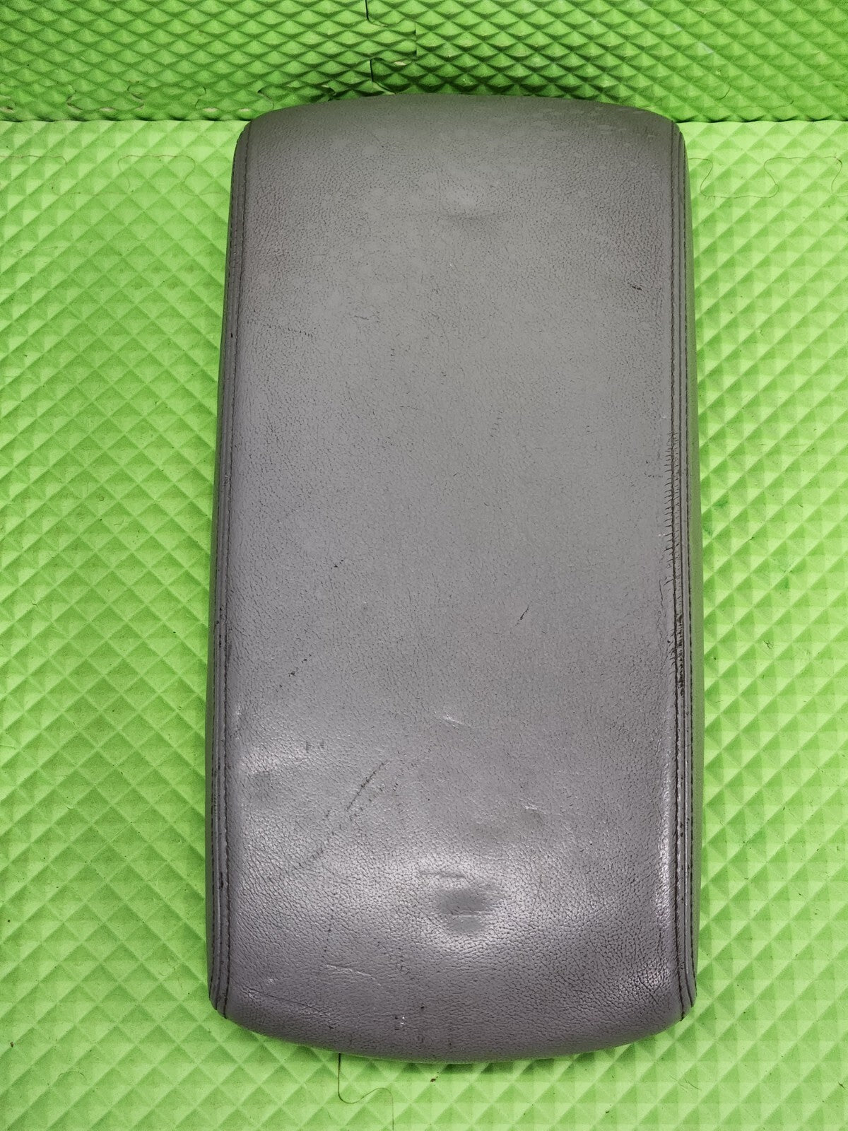 🔥2007-2011 TOYOTA CAMRY CENTER CONSOLE ARM REST LID COVER TOP PAD BOX TAN