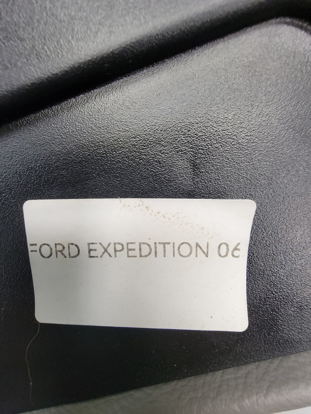🔥2003-2006 FORD EXPEDITON CENTER CONSOLE ARMREST LID LIGHT GRAY LEATHER