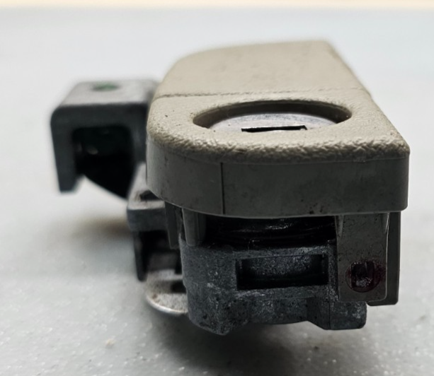 🔥05-10 Honda Odyssey Glove Box Compartment Handle Latch Lock Assembly TAN OEM