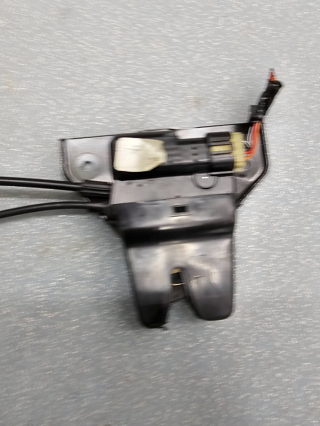2000-2005 Cadillac Deville Rear Trunk Latch Lock Release Actuator Assembly OEM