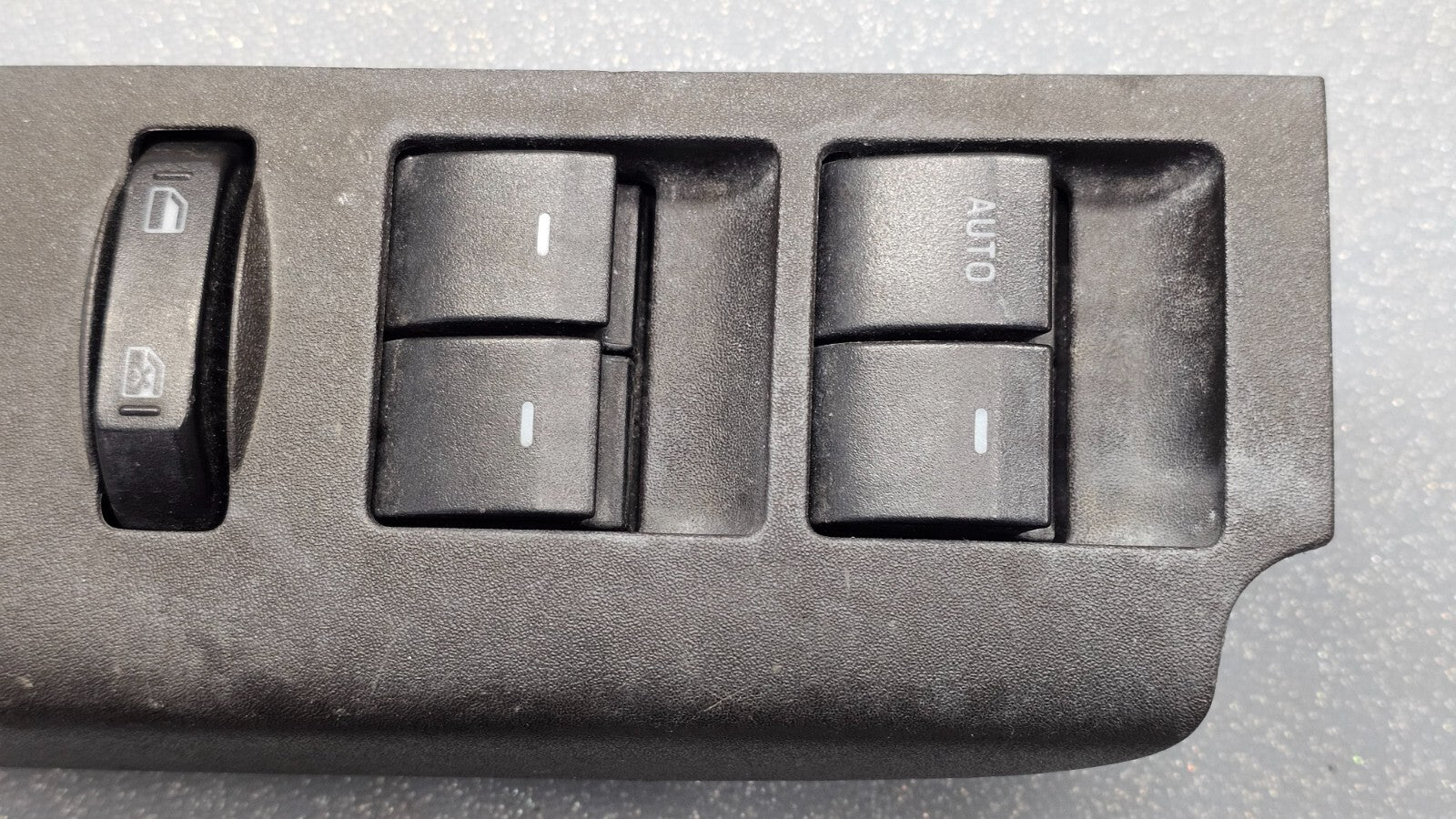 🔥08-12 Escape Focus Left Driver Door Master Power Window Switch Assembly Black