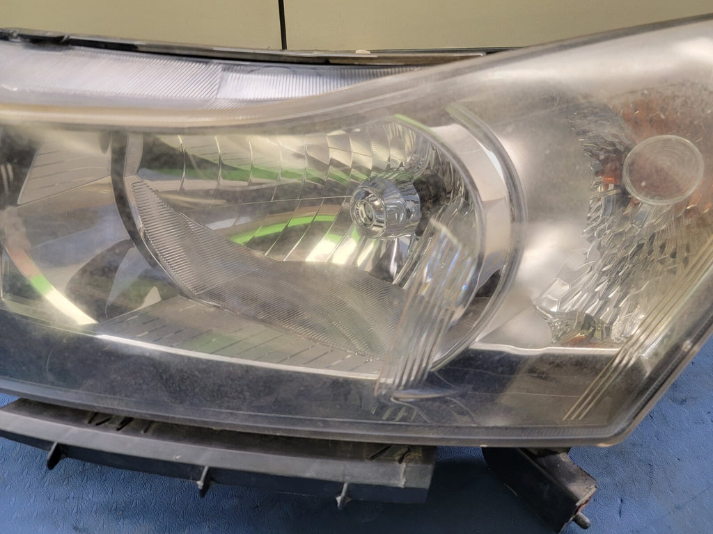 🔥2011 - 2016 Chevrolet Cruze Headlight Driver Left LH Halogen OEM 3943