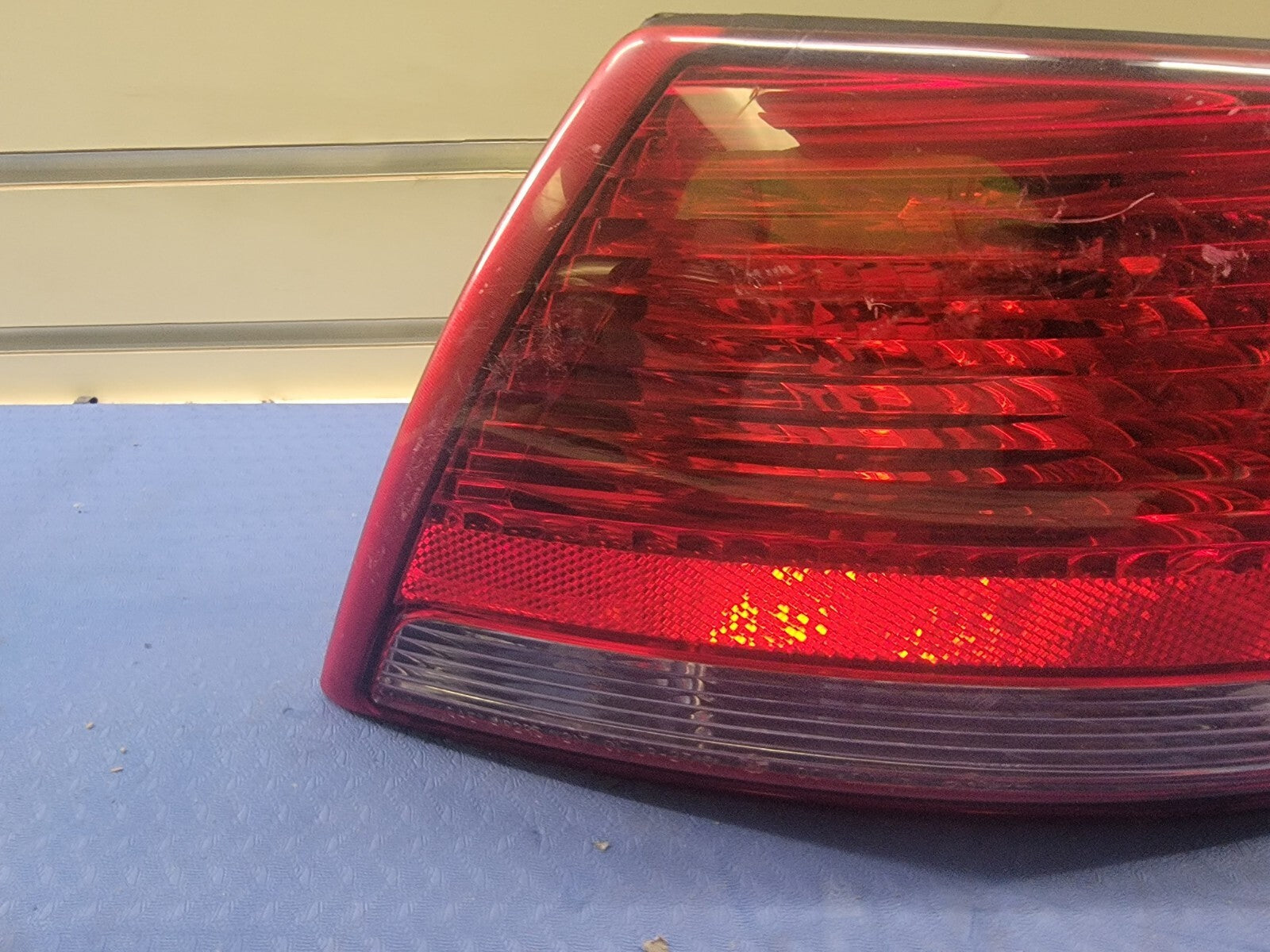 🔥01-06 Chrysler Sebring Sedan Halogen Taillight Right Passenger Assembly chrome