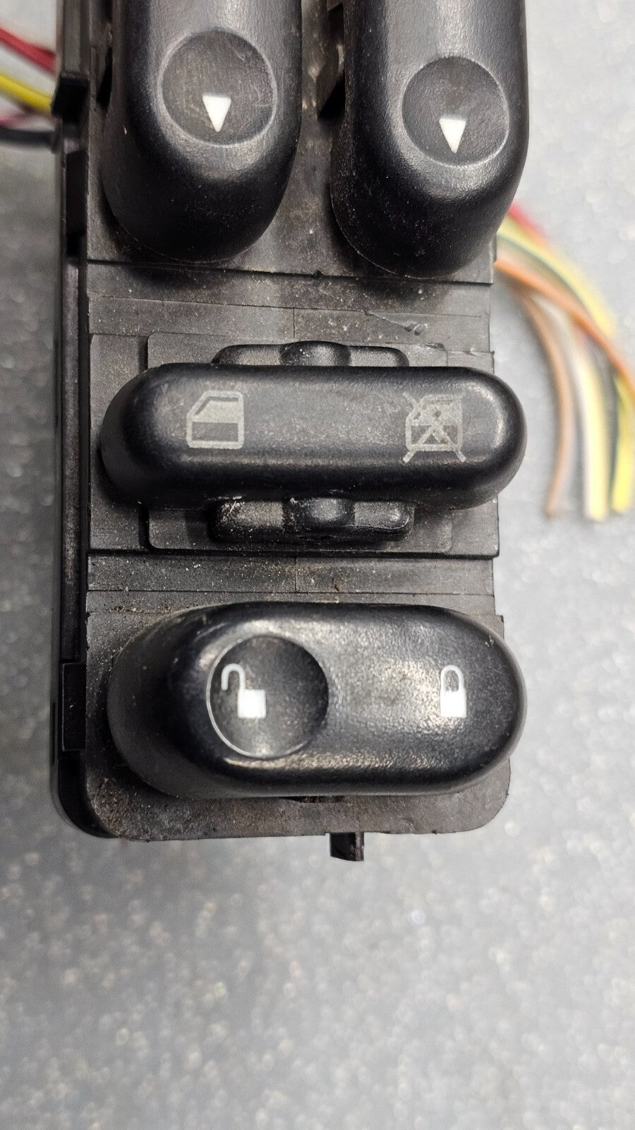🔥01-07 Escape Mariner Tribute Front Left Driver Master Door Window Switch Black