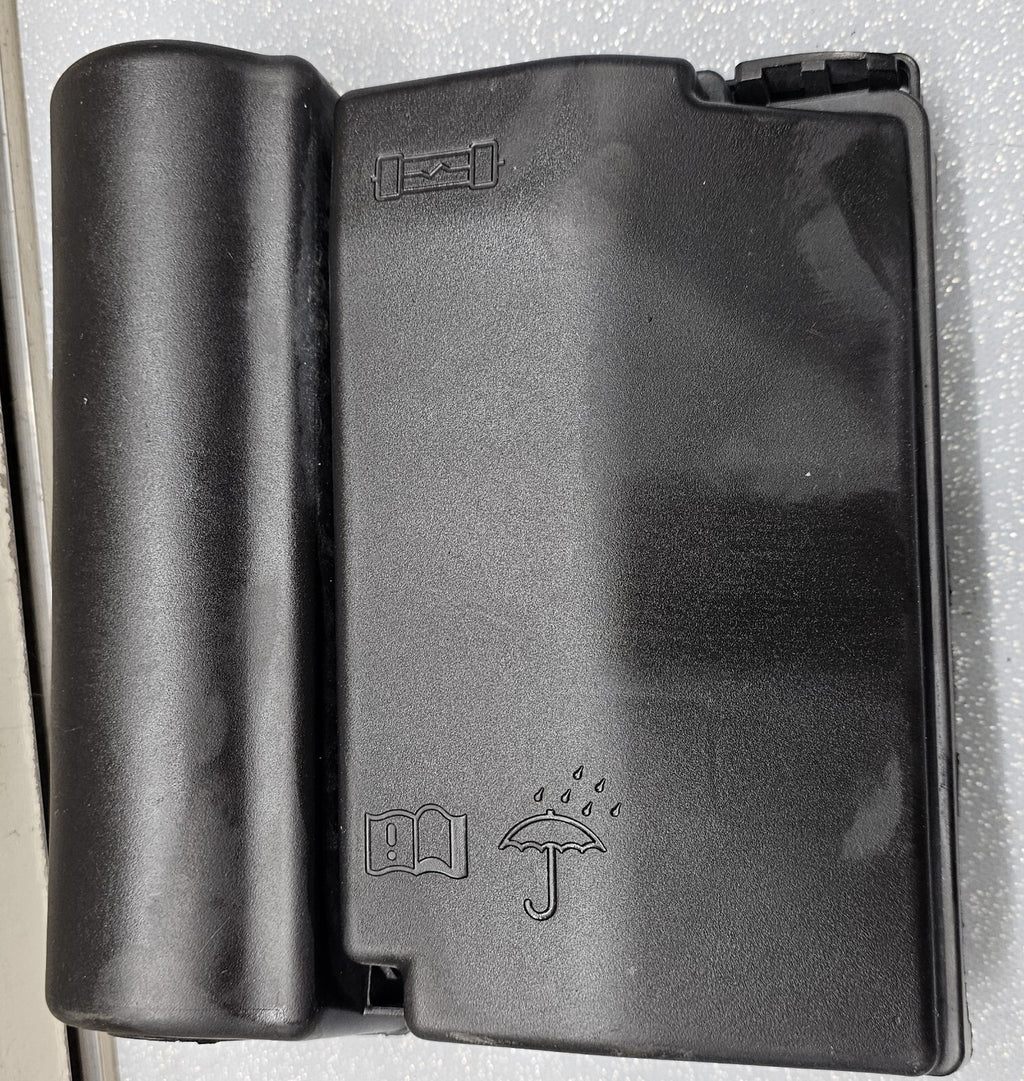 🔥2011-2018 Volkswagen VW Jetta Passat Beetle Fuse Box Relay Module Cover OEM