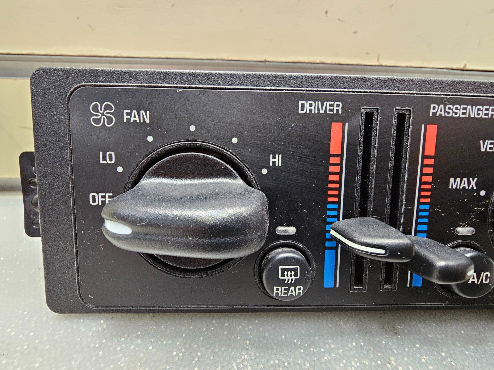 🔥00-05 Buick Regal Century Dash Climate Control Heater Temperature Conditioning